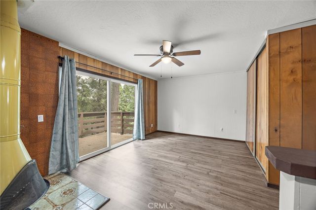 23376 Crestline Road, Crestline, CA 92325