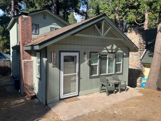 23376 Crestline Road, Crestline, CA 92325