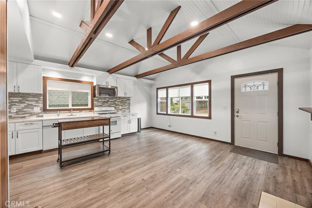 23376 Crestline Road, Crestline, CA 92325