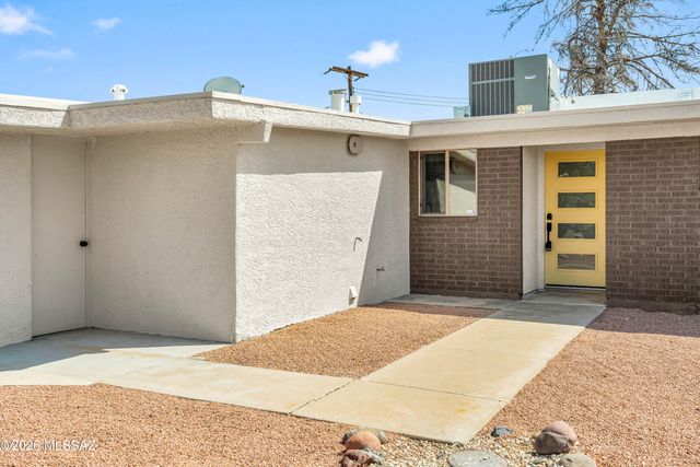 7438 E 25th Street, Tucson, AZ 85710