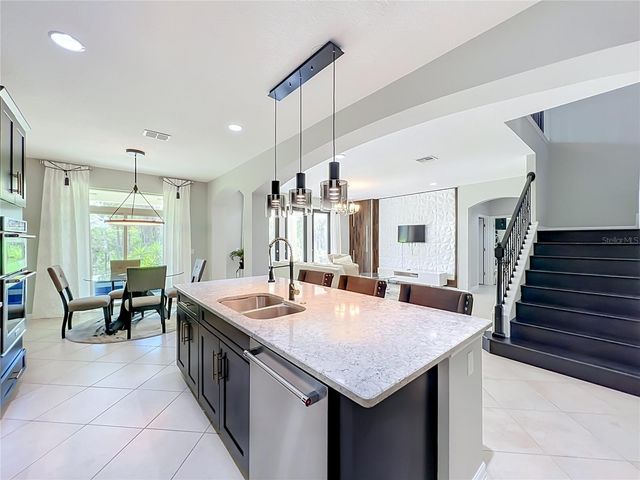 8316 LOOKOUT POINTE DRIVE, Windermere, FL 34786