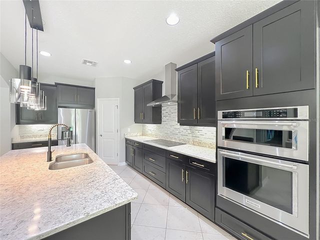 8316 LOOKOUT POINTE DRIVE, Windermere, FL 34786