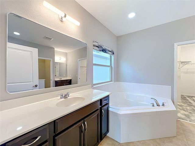 8316 LOOKOUT POINTE DRIVE, Windermere, FL 34786