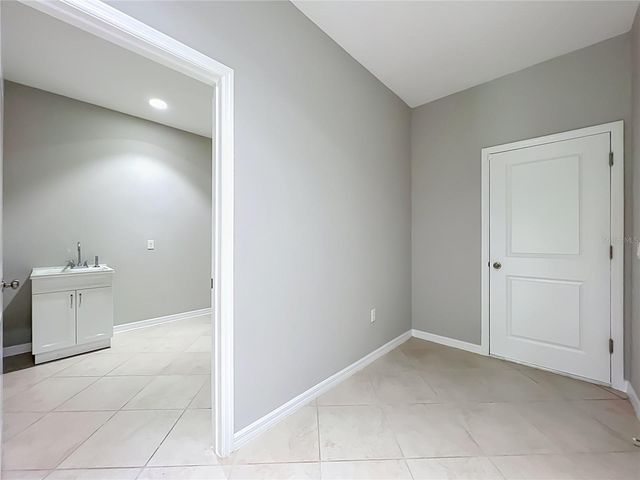 8316 LOOKOUT POINTE DRIVE, Windermere, FL 34786
