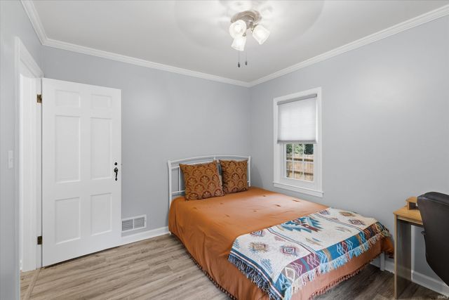 1418 Greenfield Road, Evansville, IN 47715