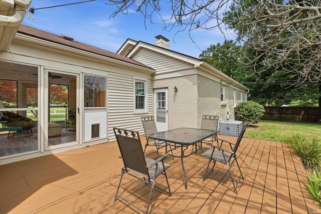1418 Greenfield Road, Evansville, IN 47715