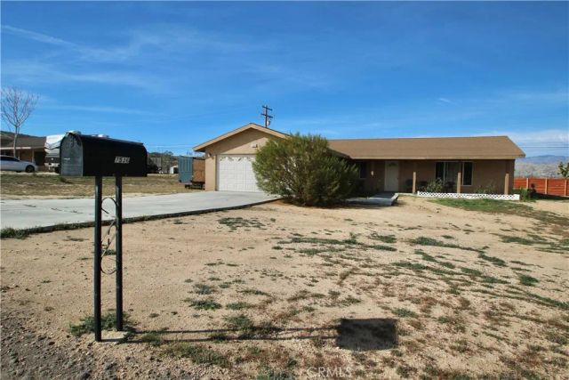 7536 Victoria, Yucca Valley, CA 92284