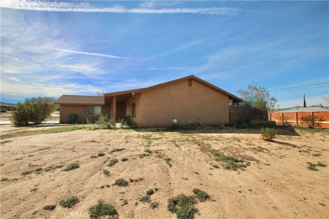 7536 Victoria, Yucca Valley, CA 92284