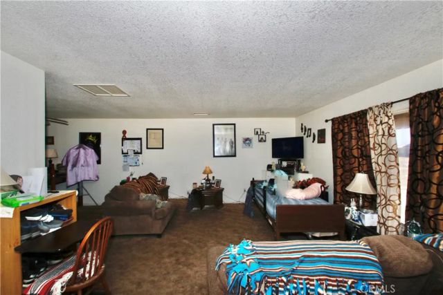 7536 Victoria, Yucca Valley, CA 92284