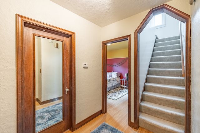 725 Augusta Avenue, Elgin, IL 60120