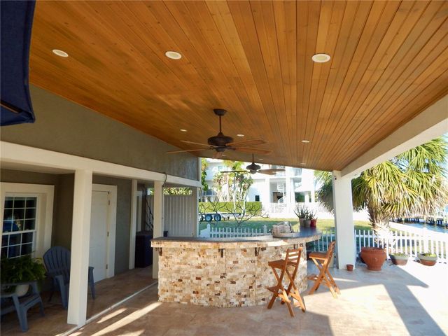 8025 ISLAND DRIVE, Port Richey, FL 34668