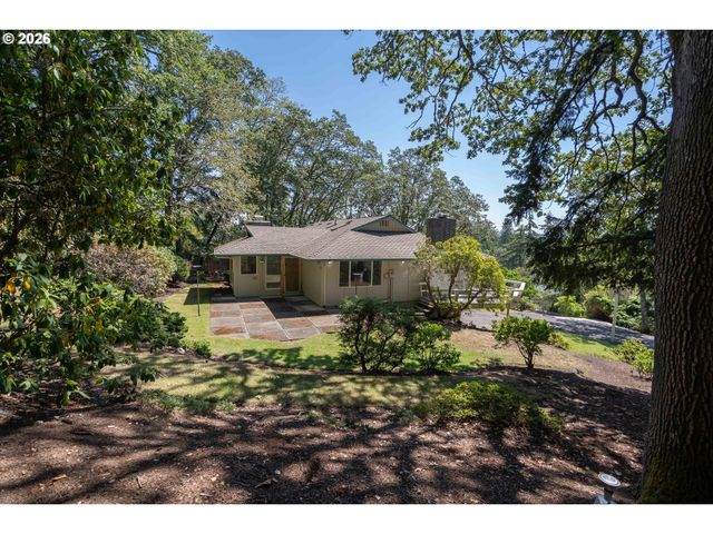 4072 NORMANDY Way, Eugene, OR 97405