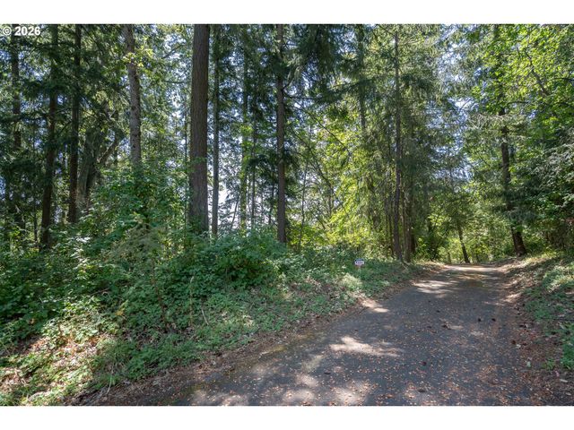 4072 NORMANDY Way, Eugene, OR 97405