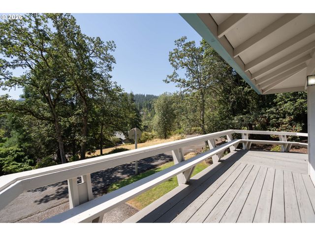 4072 NORMANDY Way, Eugene, OR 97405