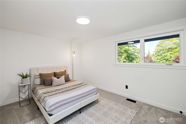 28030 185th Place SE, Kent, WA 98052