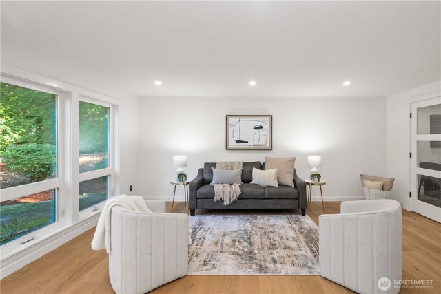 28030 185th Place SE, Kent, WA 98052