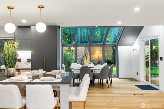 28030 185th Place SE, Kent, WA 98052