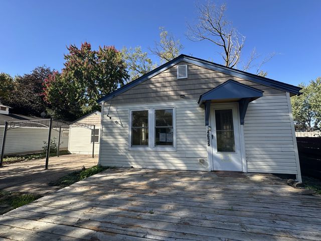4635 Xenia Avenue N, Crystal, MN 55422