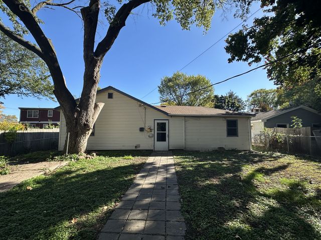 4635 Xenia Avenue N, Crystal, MN 55422
