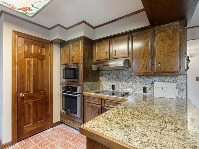 1402 Spanish Moss Drive, Lufkin, TX 75904