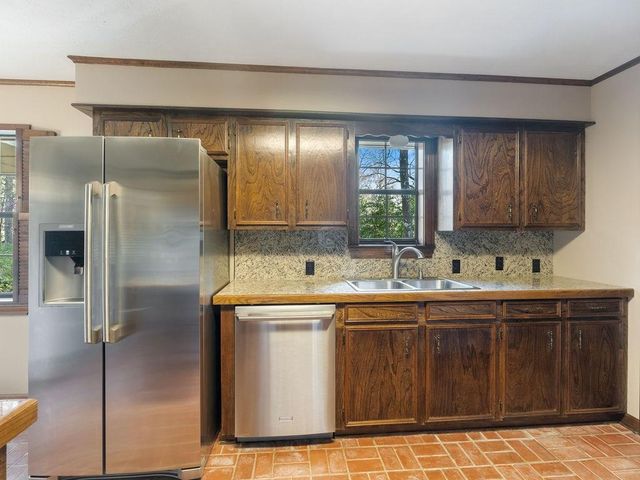 1402 Spanish Moss Drive, Lufkin, TX 75904