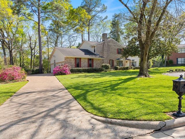 1402 Spanish Moss Drive, Lufkin, TX 75904