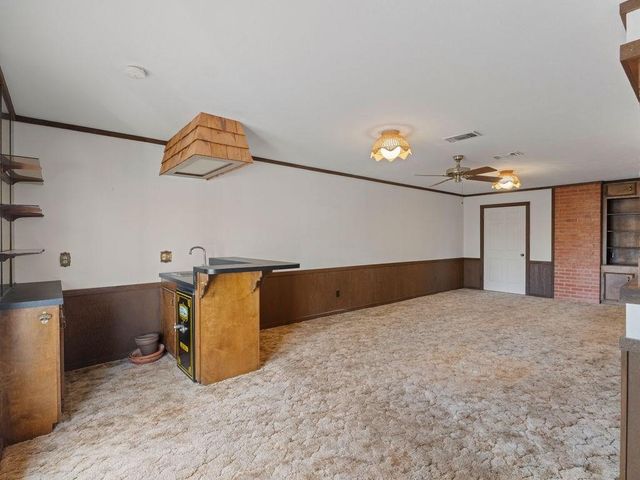 1402 Spanish Moss Drive, Lufkin, TX 75904