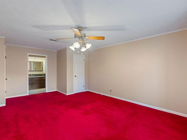 1402 Spanish Moss Drive, Lufkin, TX 75904