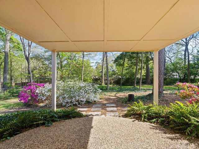 1402 Spanish Moss Drive, Lufkin, TX 75904