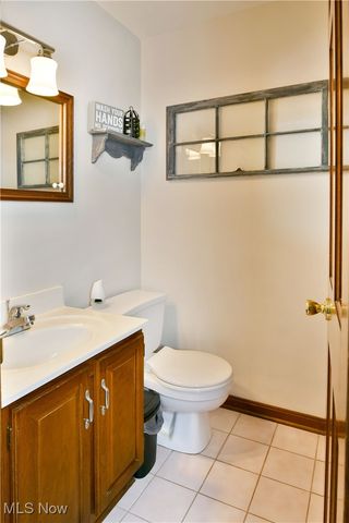 1654 Squaw Creek Drive, Girard, OH 44420