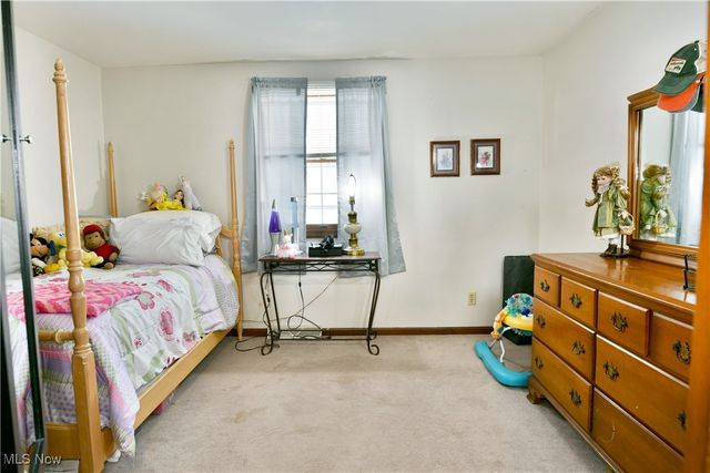 1654 Squaw Creek Drive, Girard, OH 44420