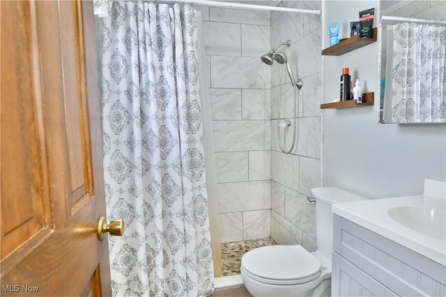 1654 Squaw Creek Drive, Girard, OH 44420