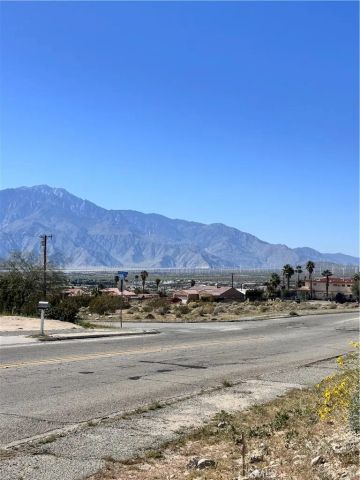 67856 Hacienda Avenue, Desert Hot Springs, CA 92240