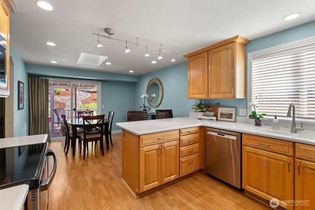 15911 91st Avenue Ct, Puyallup, WA 98375