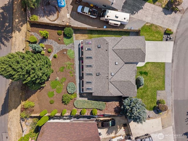 15911 91st Avenue Ct, Puyallup, WA 98375