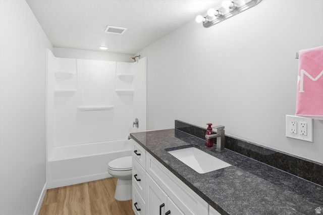 3815 W SAFFLOWER DR, Lehi, UT 84048