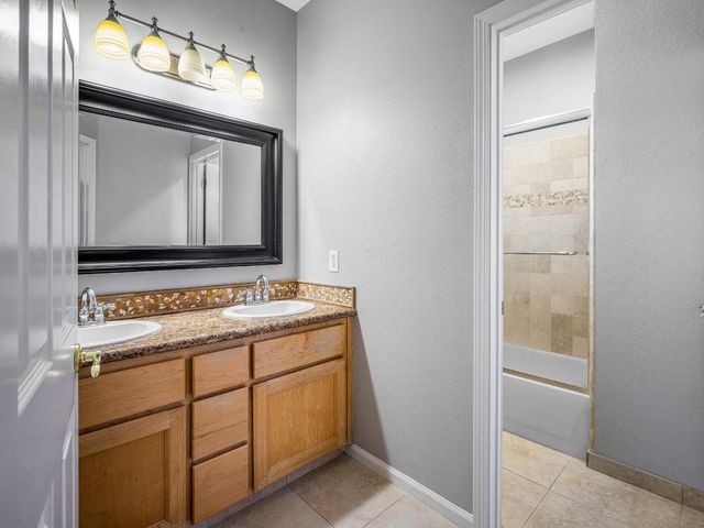 4035 Meadow Wood Dr, El Dorado Hills, CA 95762