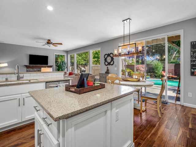 4035 Meadow Wood Dr, El Dorado Hills, CA 95762