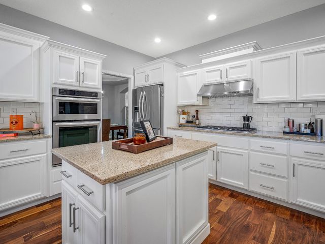 4035 Meadow Wood Dr, El Dorado Hills, CA 95762