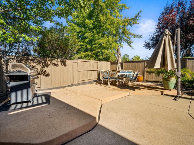 4035 Meadow Wood Dr, El Dorado Hills, CA 95762