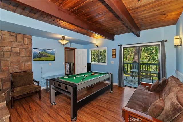 1468 GOLDEN RULE LN, Lake Arrowhead, CA 92352