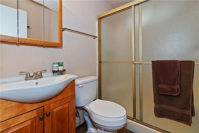 1468 GOLDEN RULE LN, Lake Arrowhead, CA 92352