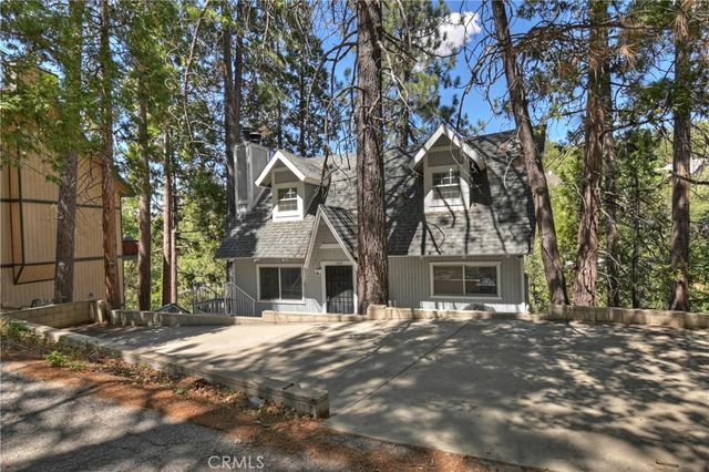 1468 GOLDEN RULE LN, Lake Arrowhead, CA 92352
