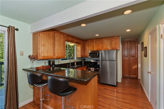 1468 GOLDEN RULE LN, Lake Arrowhead, CA 92352