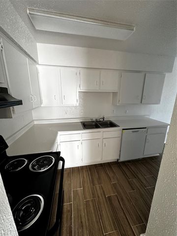 5625 Antoine Drive 208, Houston, TX 77091