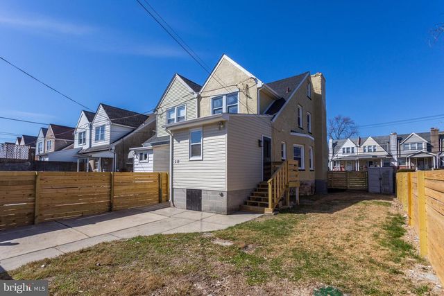 219 N WYCOMBE AVE, Lansdowne, PA 19050