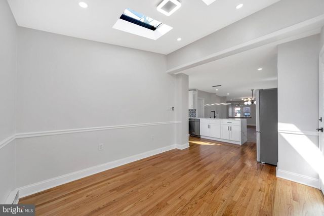 219 N WYCOMBE AVE, Lansdowne, PA 19050