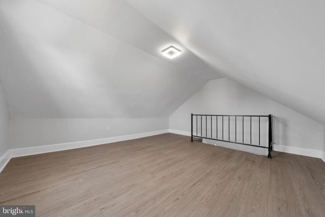 219 N WYCOMBE AVE, Lansdowne, PA 19050