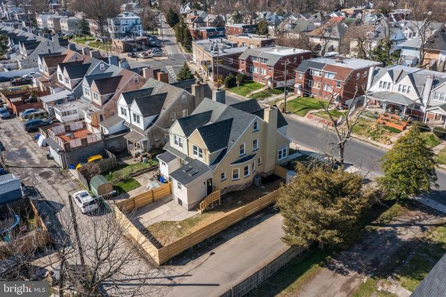 219 N WYCOMBE AVE, Lansdowne, PA 19050