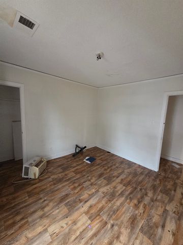 1372 N LEXINGTON CIR, Memphis, TN 38107